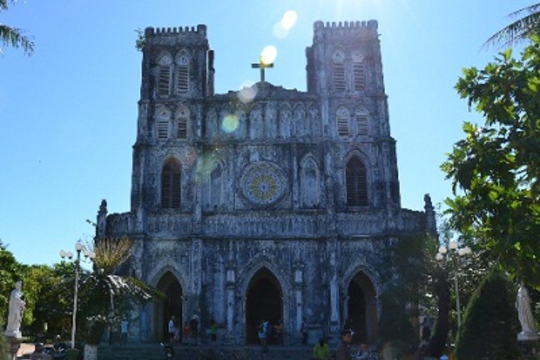 Nhà Thờ Mằng Lăng - Phú Yên